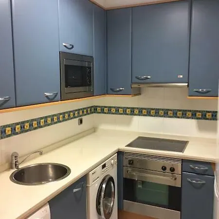 Apartamento Primera Línea Playa+parking Gratis *